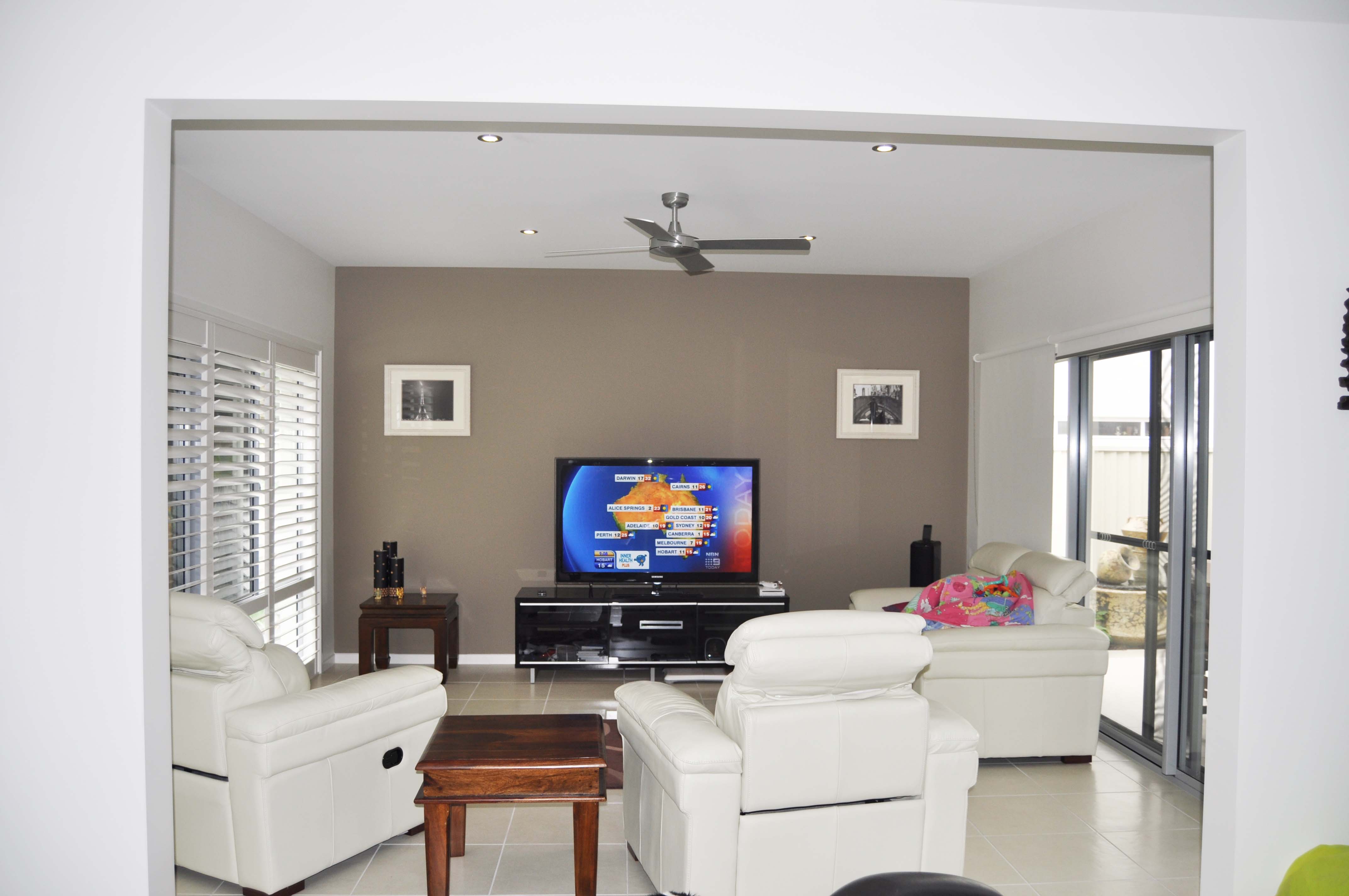 Open-plan living extension